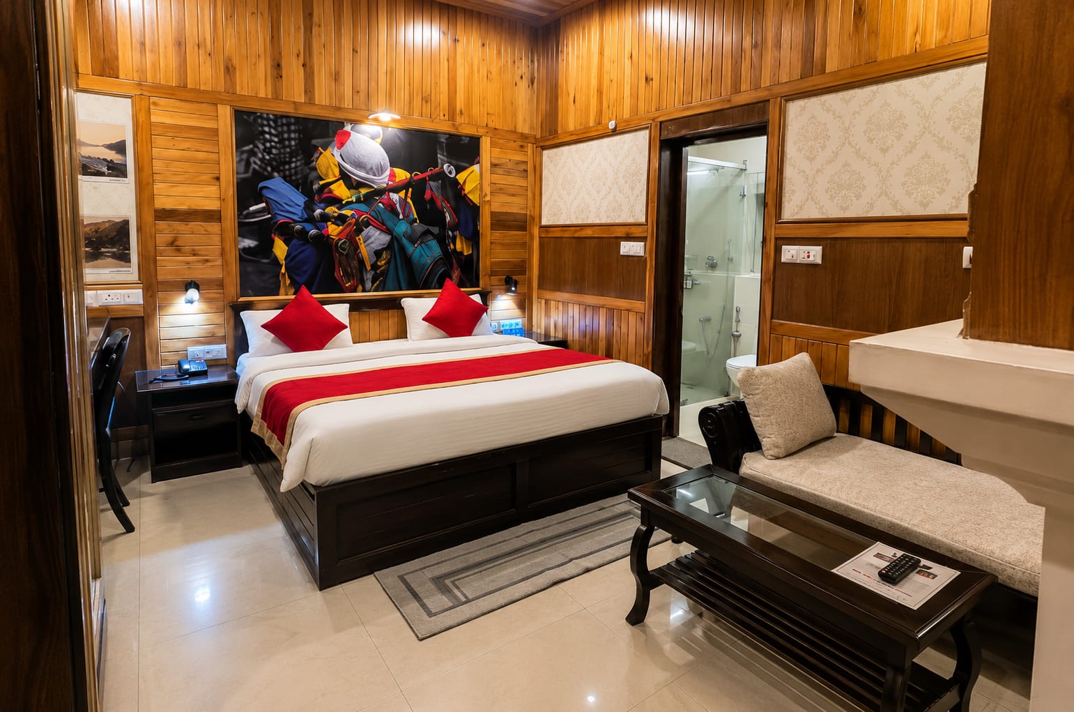 Deluxe Double Bed Room